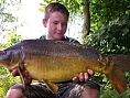 Matt Craig 8th Jun<br /><font color=black>17lb 08oz mirror</font>