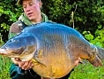 Mark Barham, 1st Oct<br /><font color=red>51lb 14oz mirror</font>